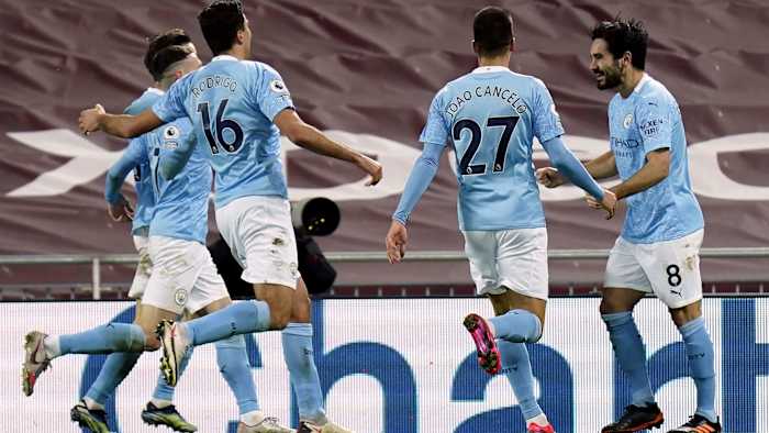 Manchester City celebrates Ilkay Gundogan's goal vs. Liverpool